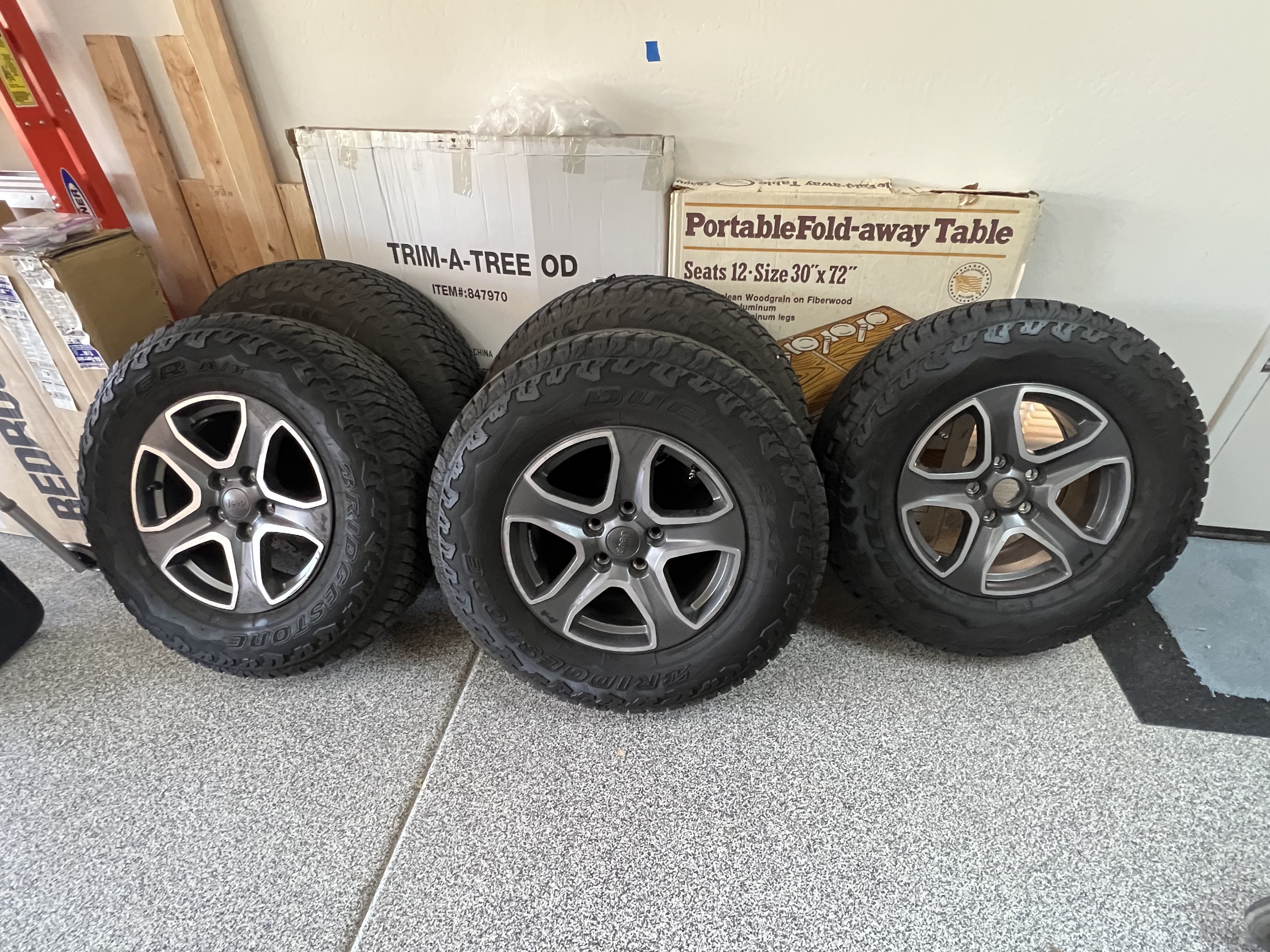 2021 Jeep Wrangler JLU Sport 17” tires & wheels