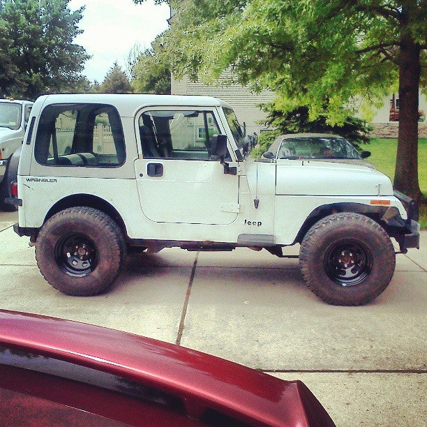 My stock YJ with 33s | Jeep Enthusiast Forums