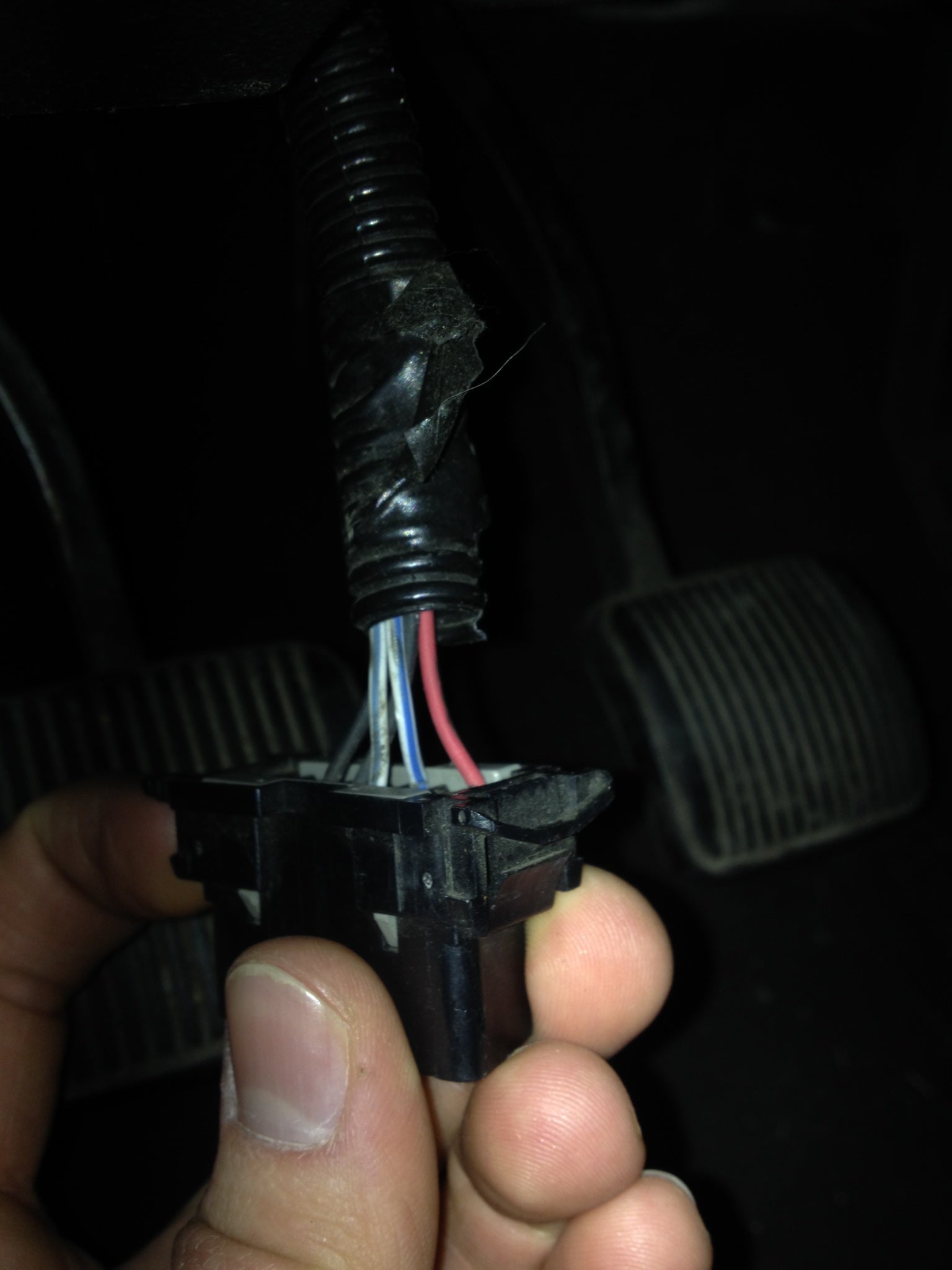 Low tire pressure light won't turn off, due to loose wiring? | Jeep  Enthusiast Forums